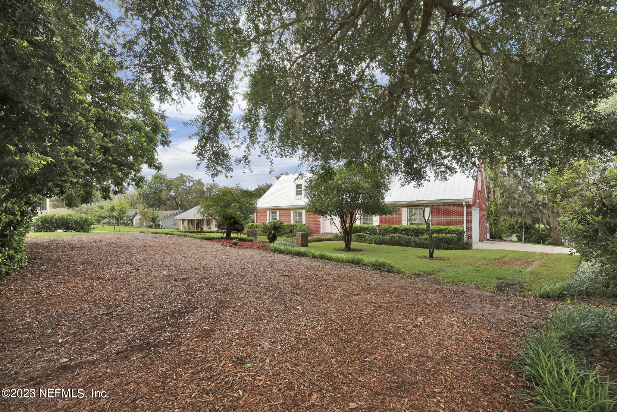 228 JESSIE LEE Court