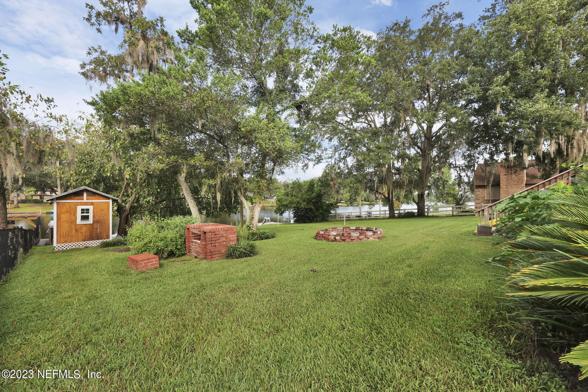 228 JESSIE LEE Court