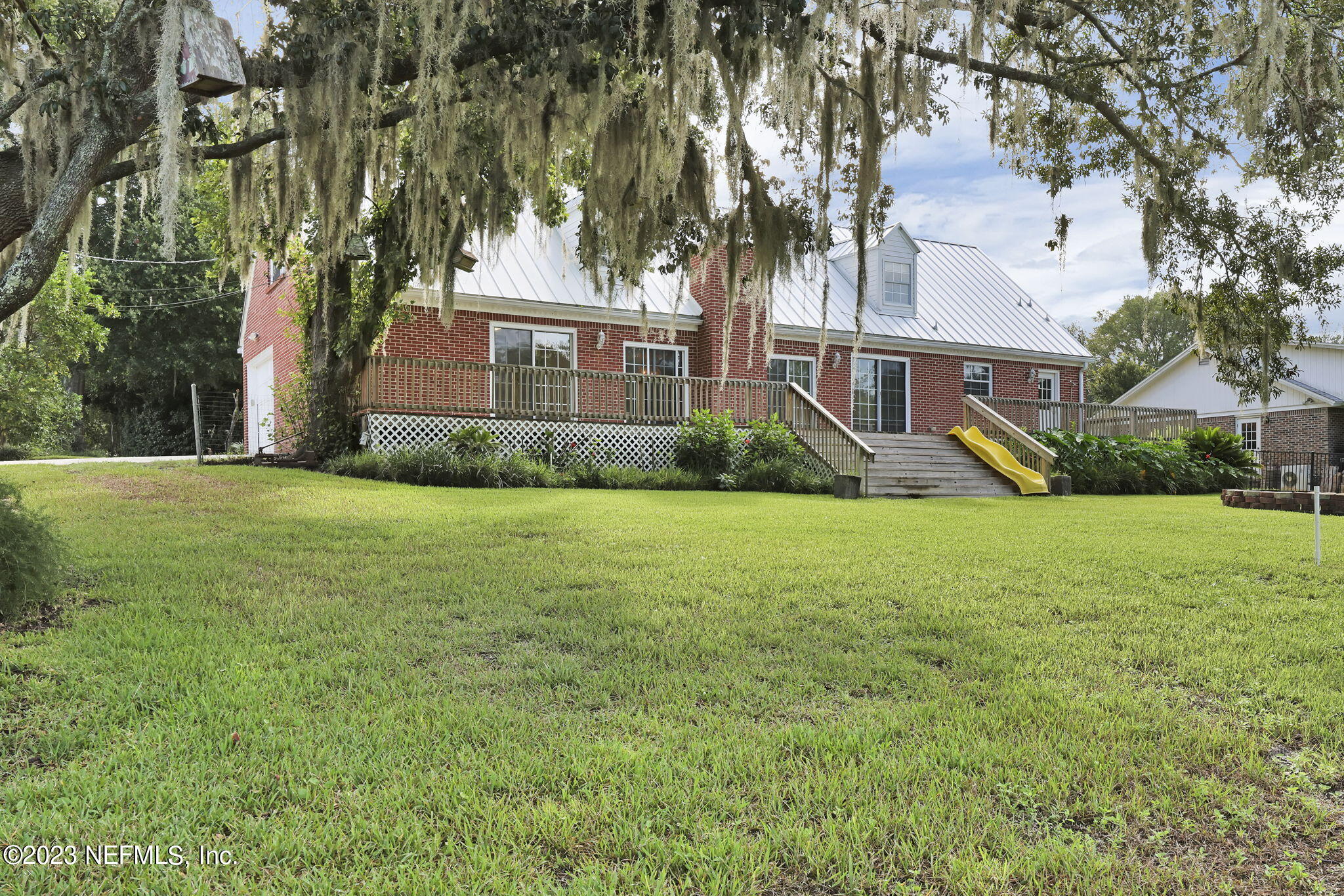 228 JESSIE LEE Court