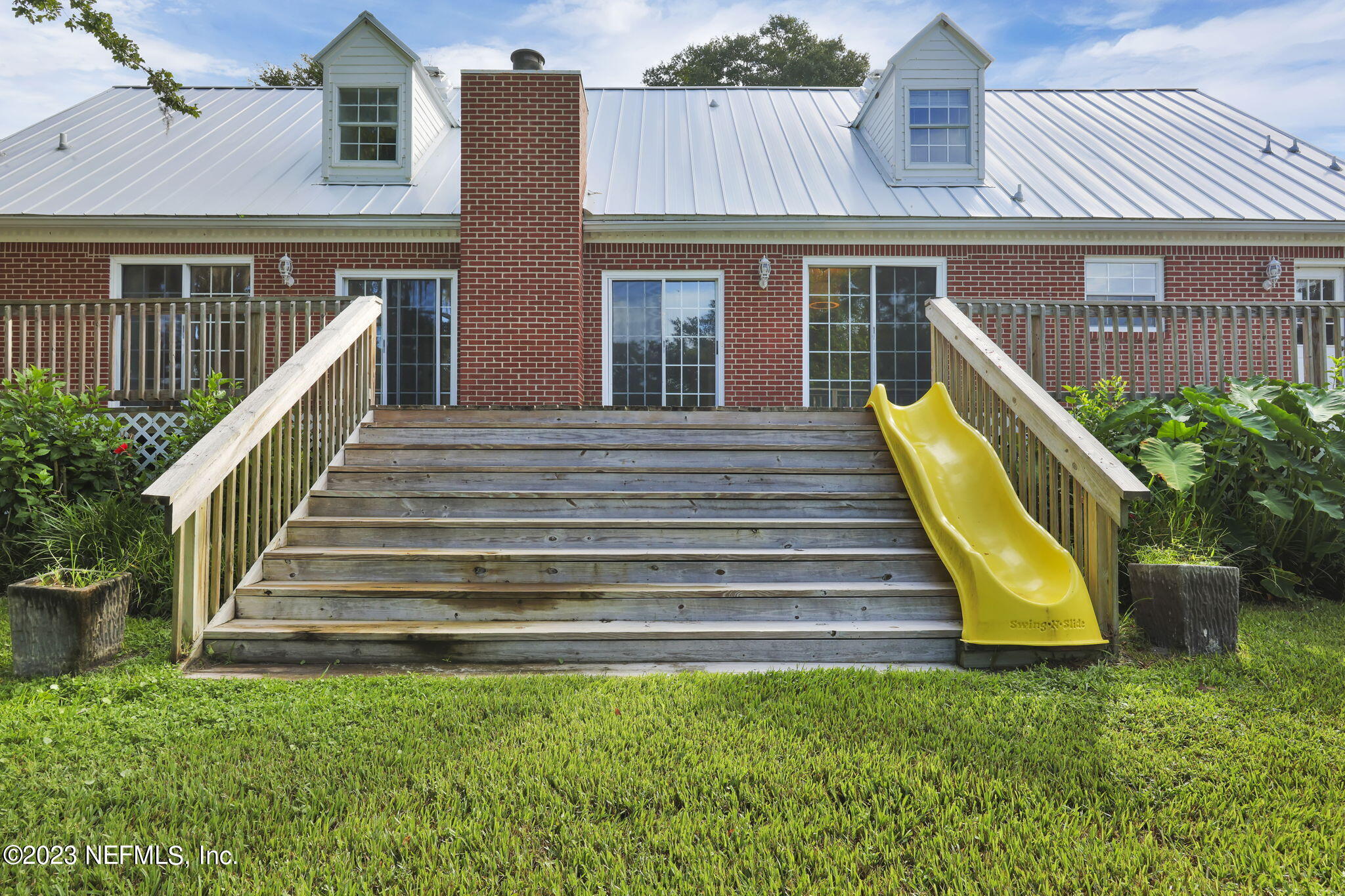 228 JESSIE LEE Court