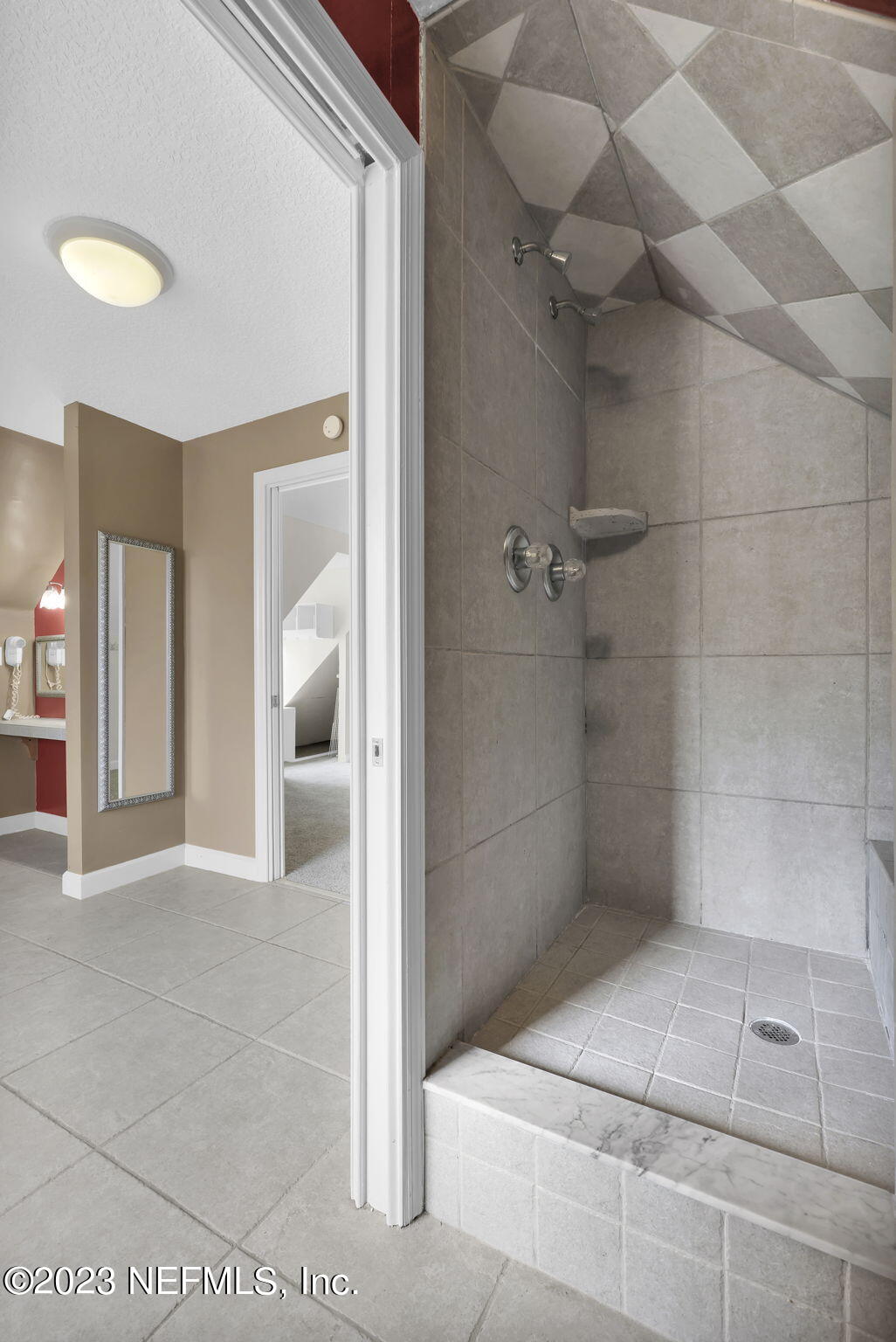 228 JESSIE LEE Court