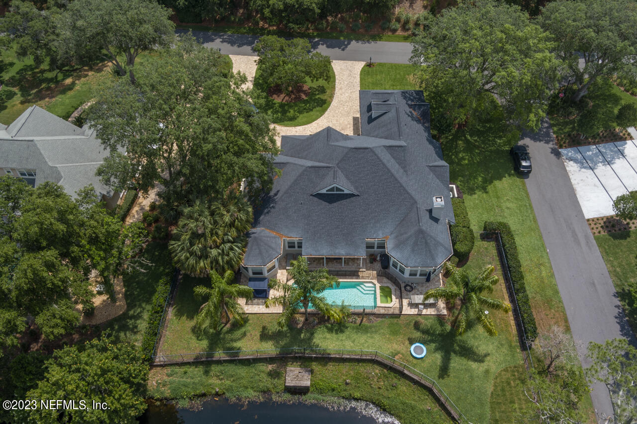 173 LINKSIDE Circle