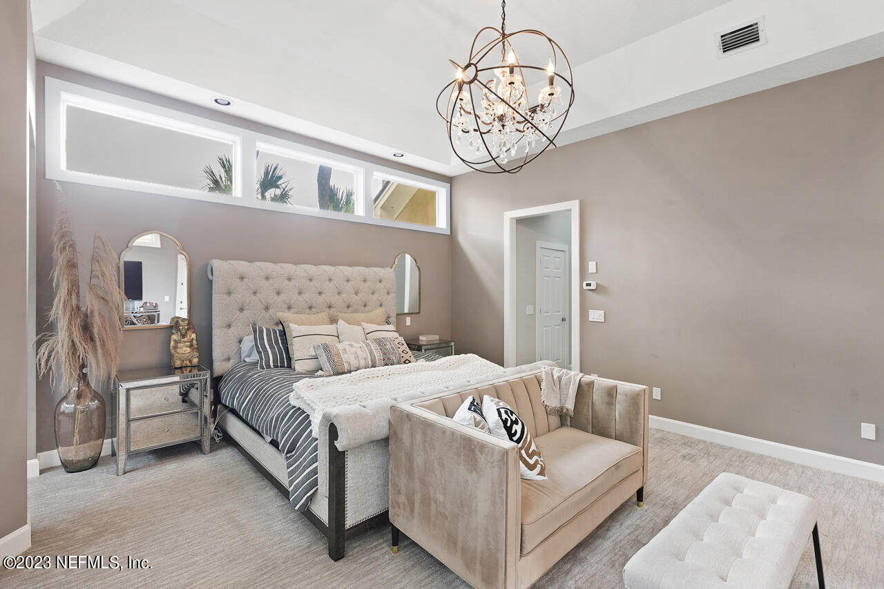 173 LINKSIDE Circle