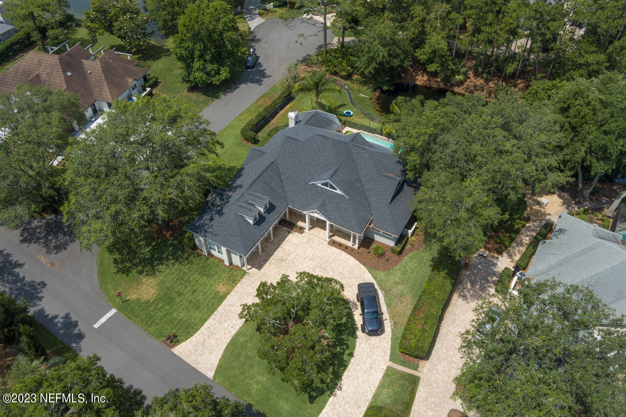 173 LINKSIDE Circle