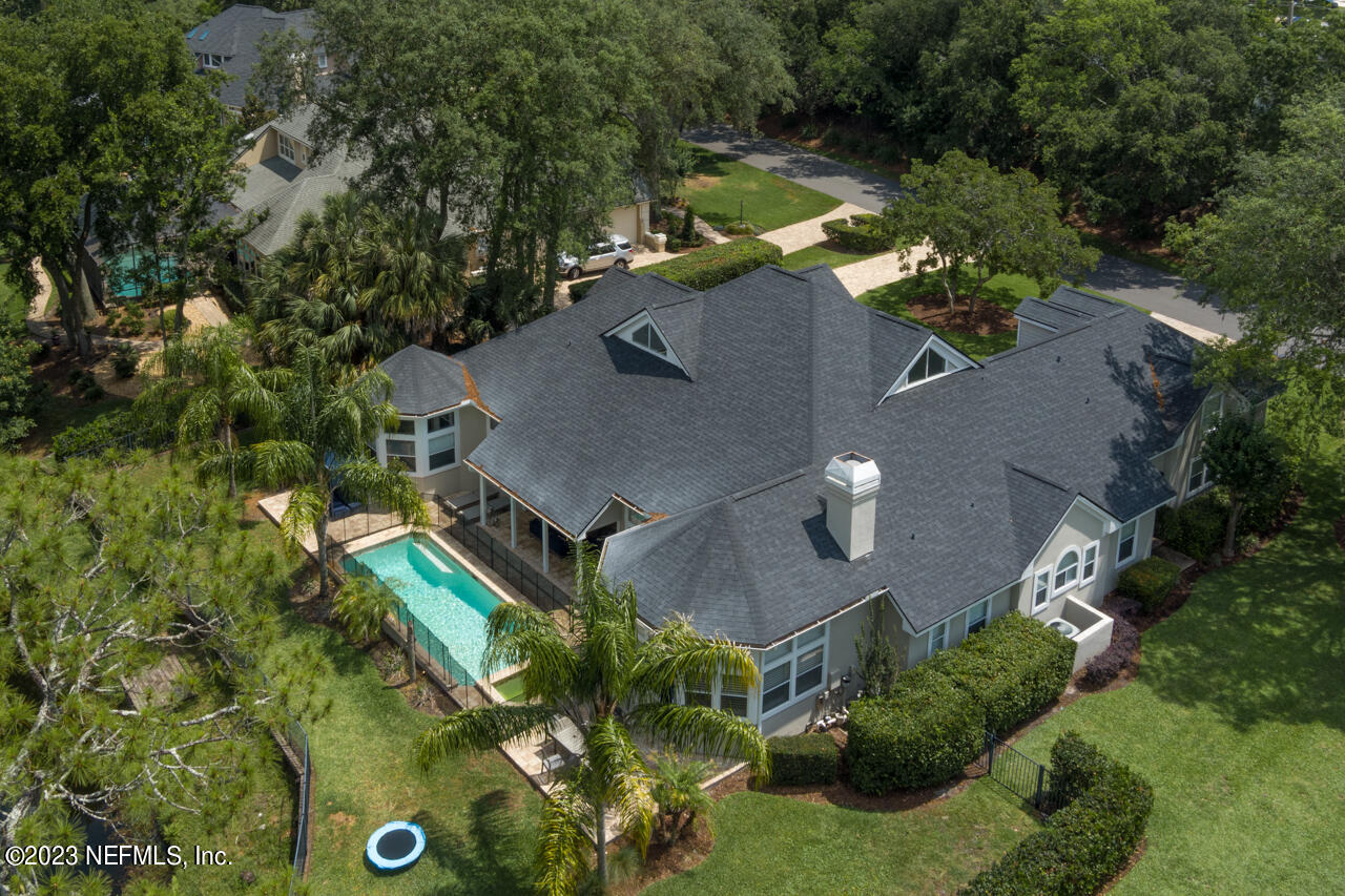 173 LINKSIDE Circle