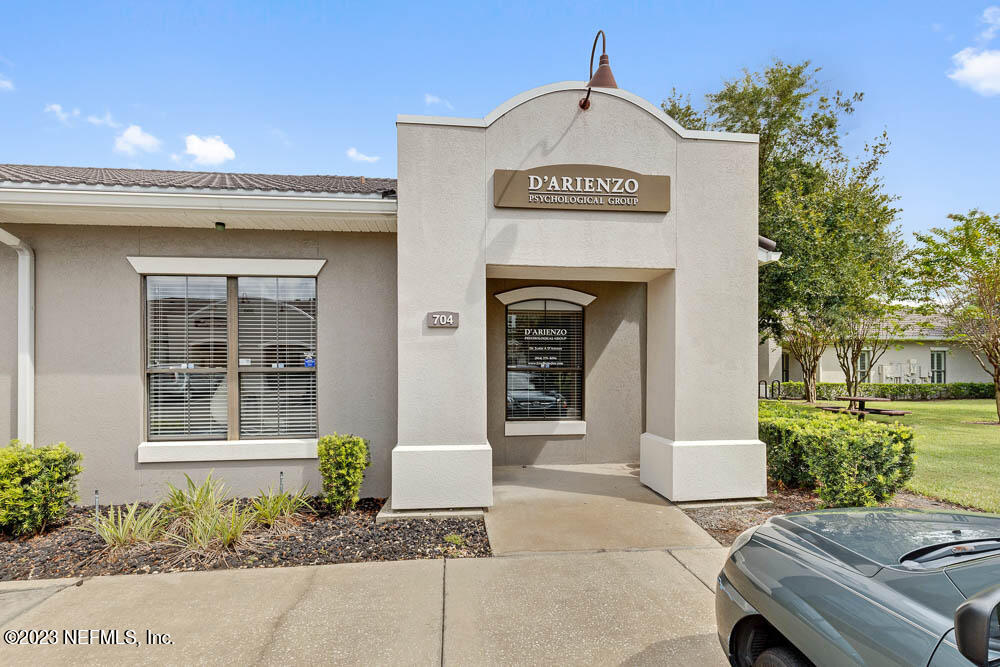 11512 LAKE MEAD Avenue, 704