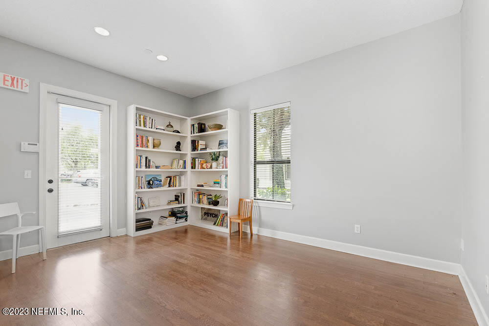 11512 LAKE MEAD Avenue, 704