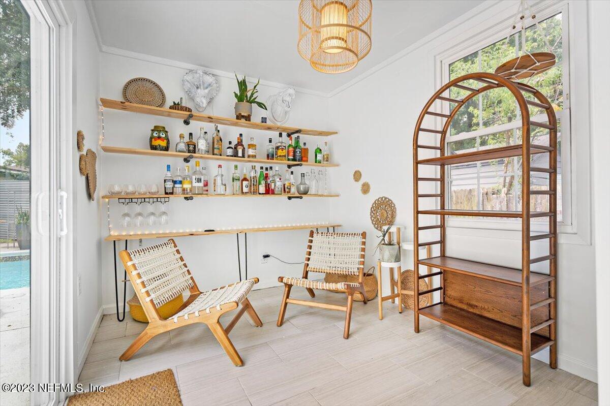 4632 CRESCENT Street