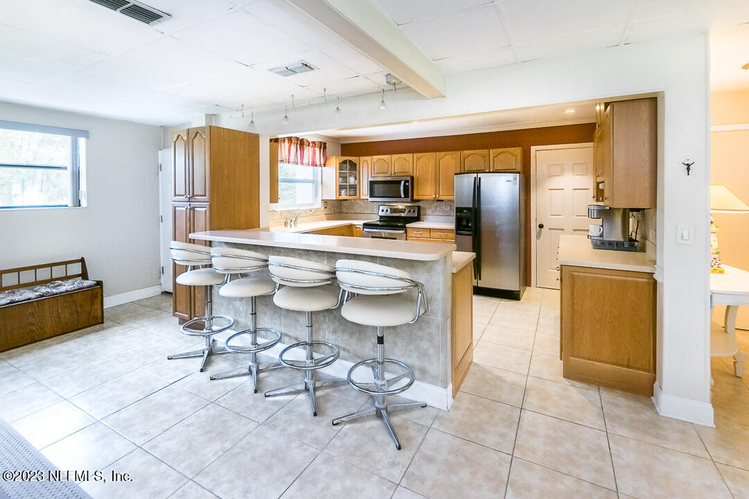 1128 NIGHTINGALE Road