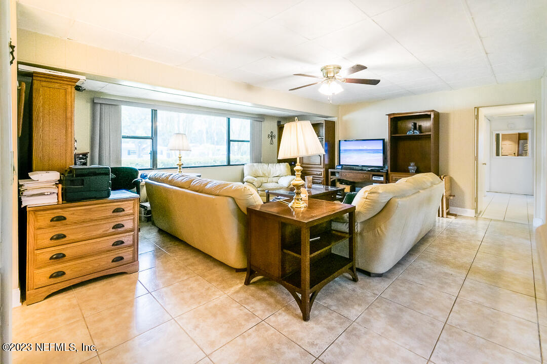 1128 NIGHTINGALE Road