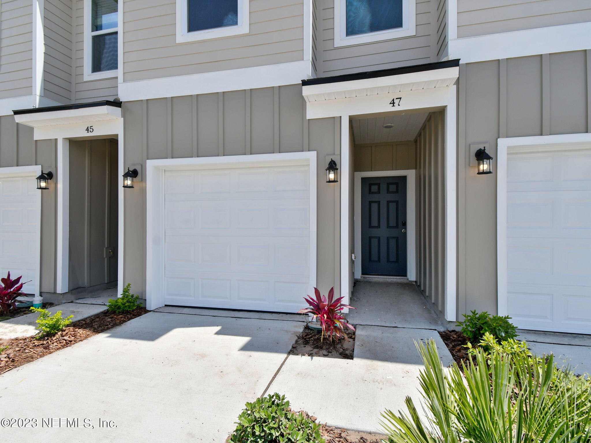 83 PAMPLONA Drive