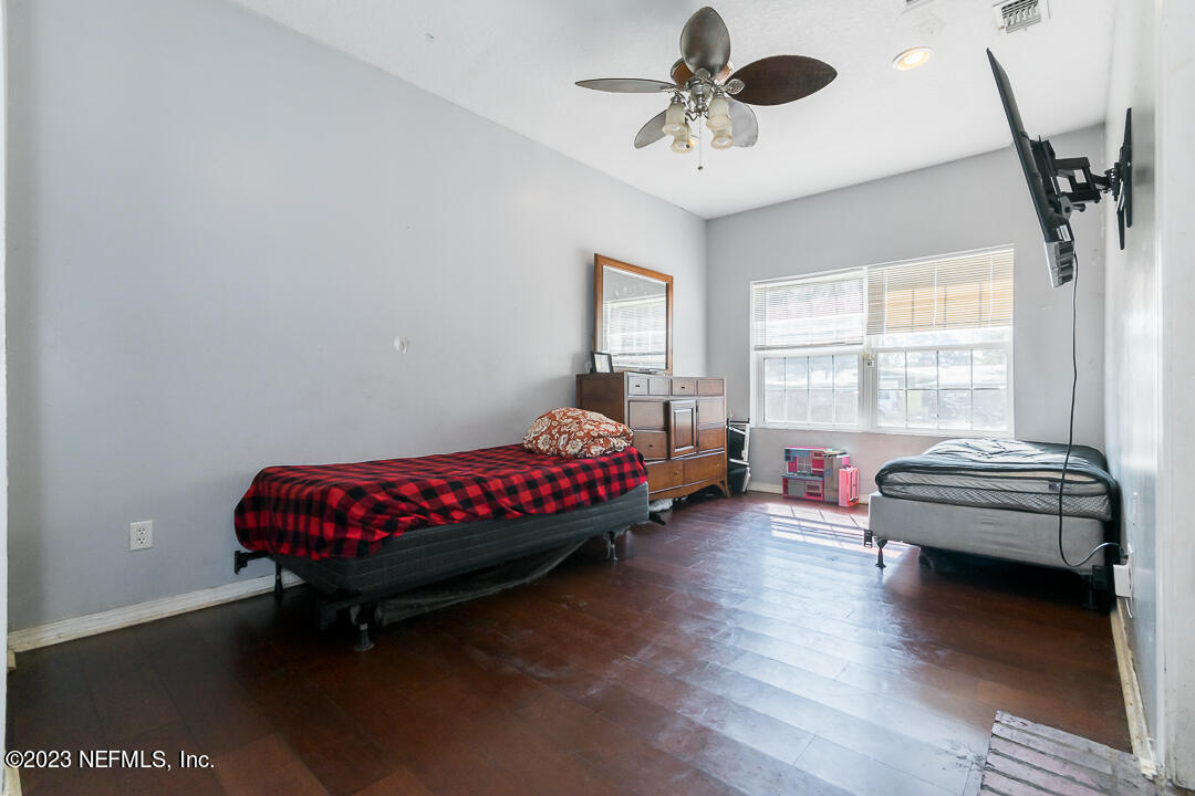 7858 DENHAM Road