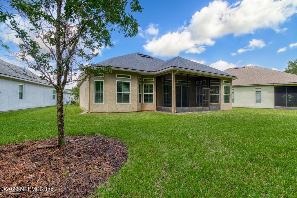 1604 SUGAR LOAF Lane