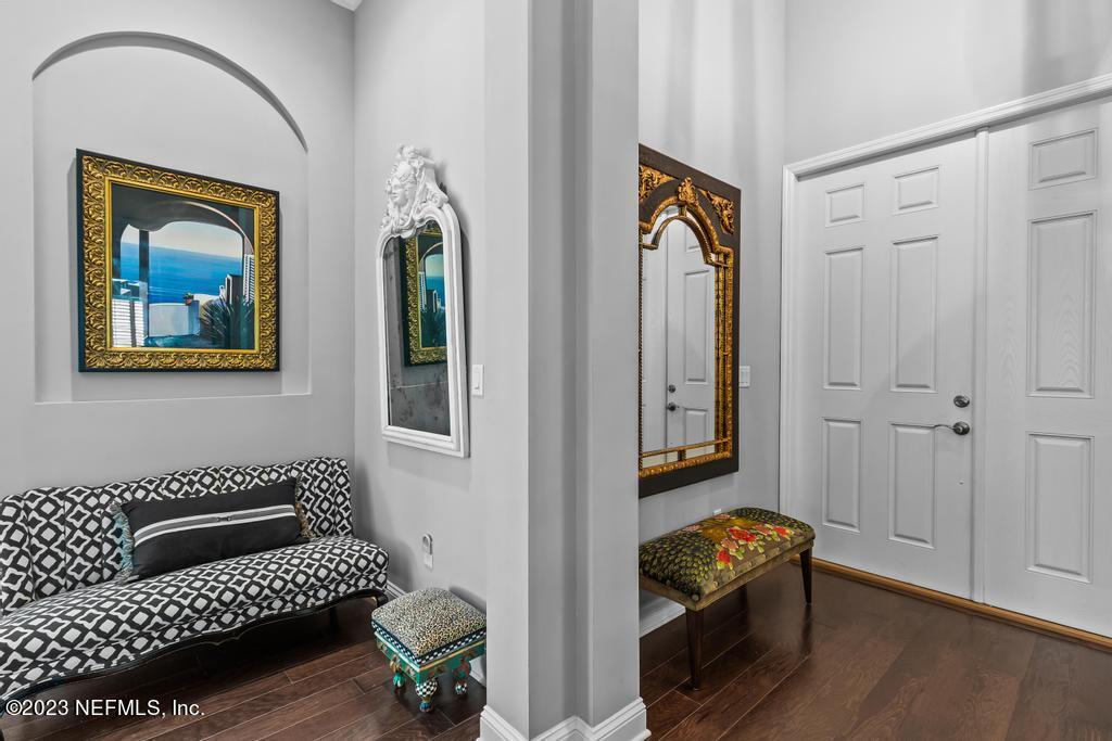 1604 SUGAR LOAF Lane