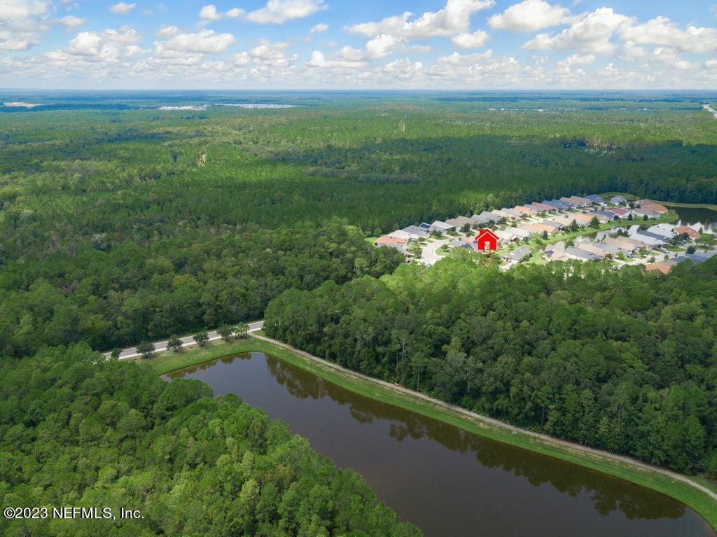 1604 SUGAR LOAF Lane