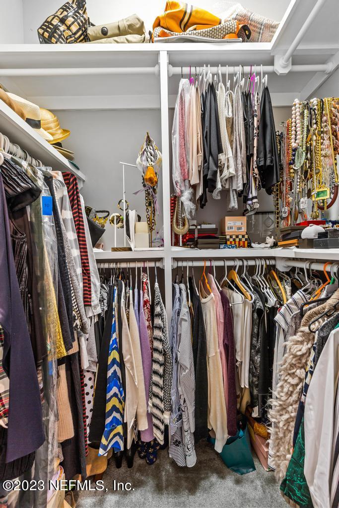 1604 SUGAR LOAF Lane