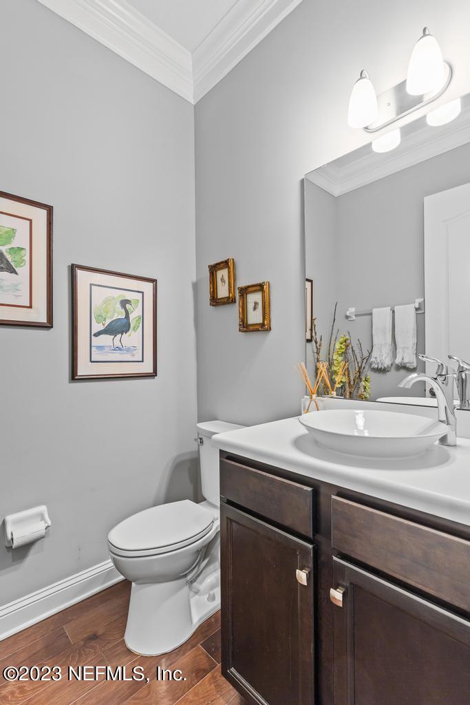 1604 SUGAR LOAF Lane