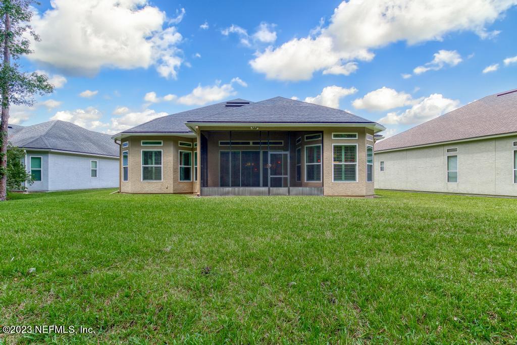 1604 SUGAR LOAF Lane