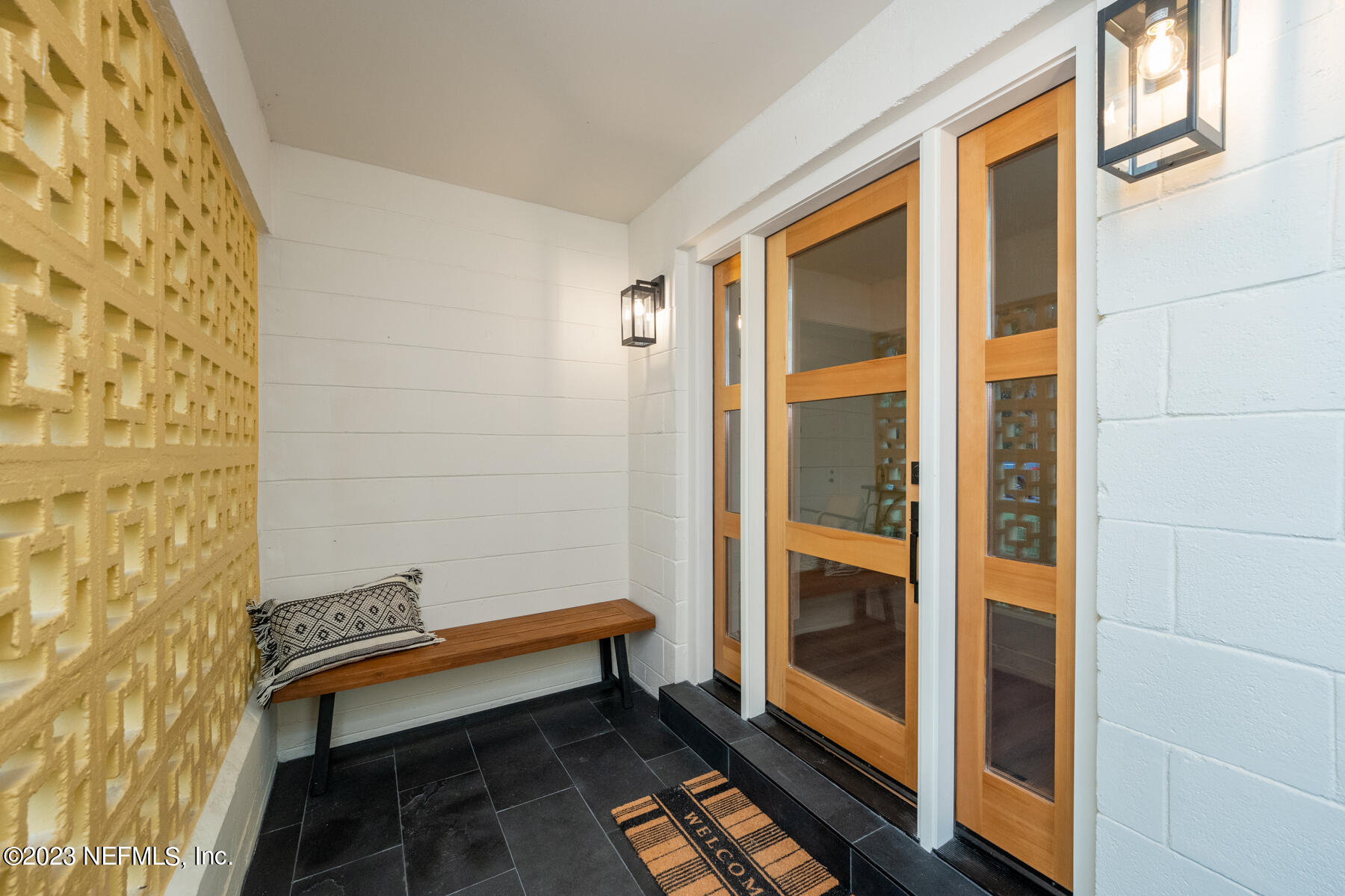 1706 SUNSET Drive