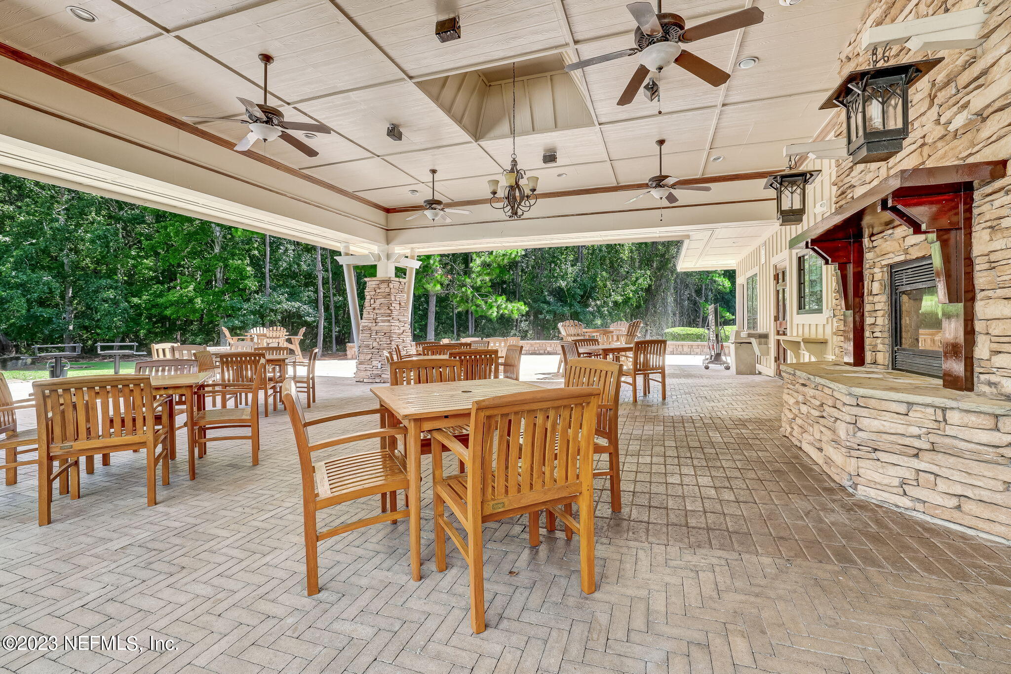 261 PINEHURST POINTE Drive