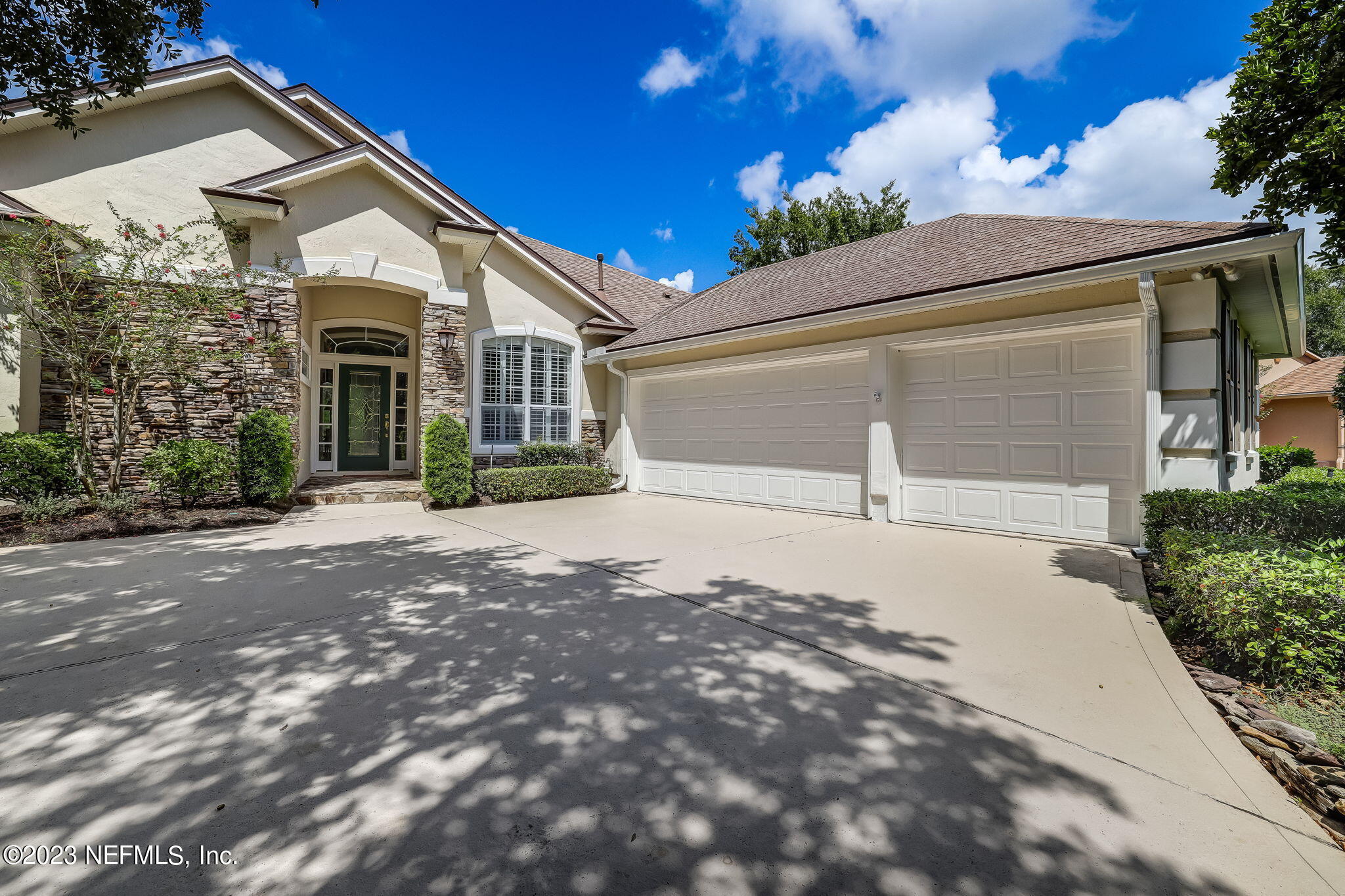261 PINEHURST POINTE Drive