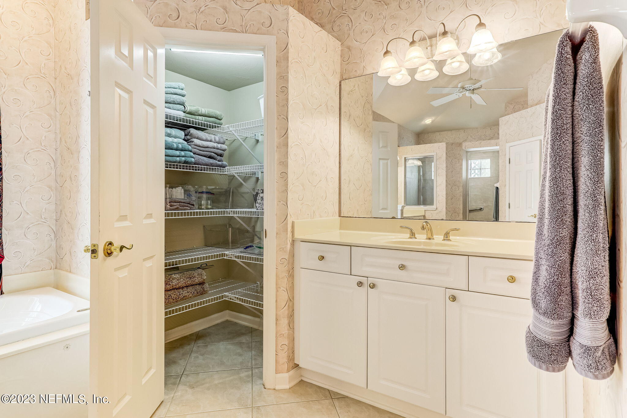 261 PINEHURST POINTE Drive