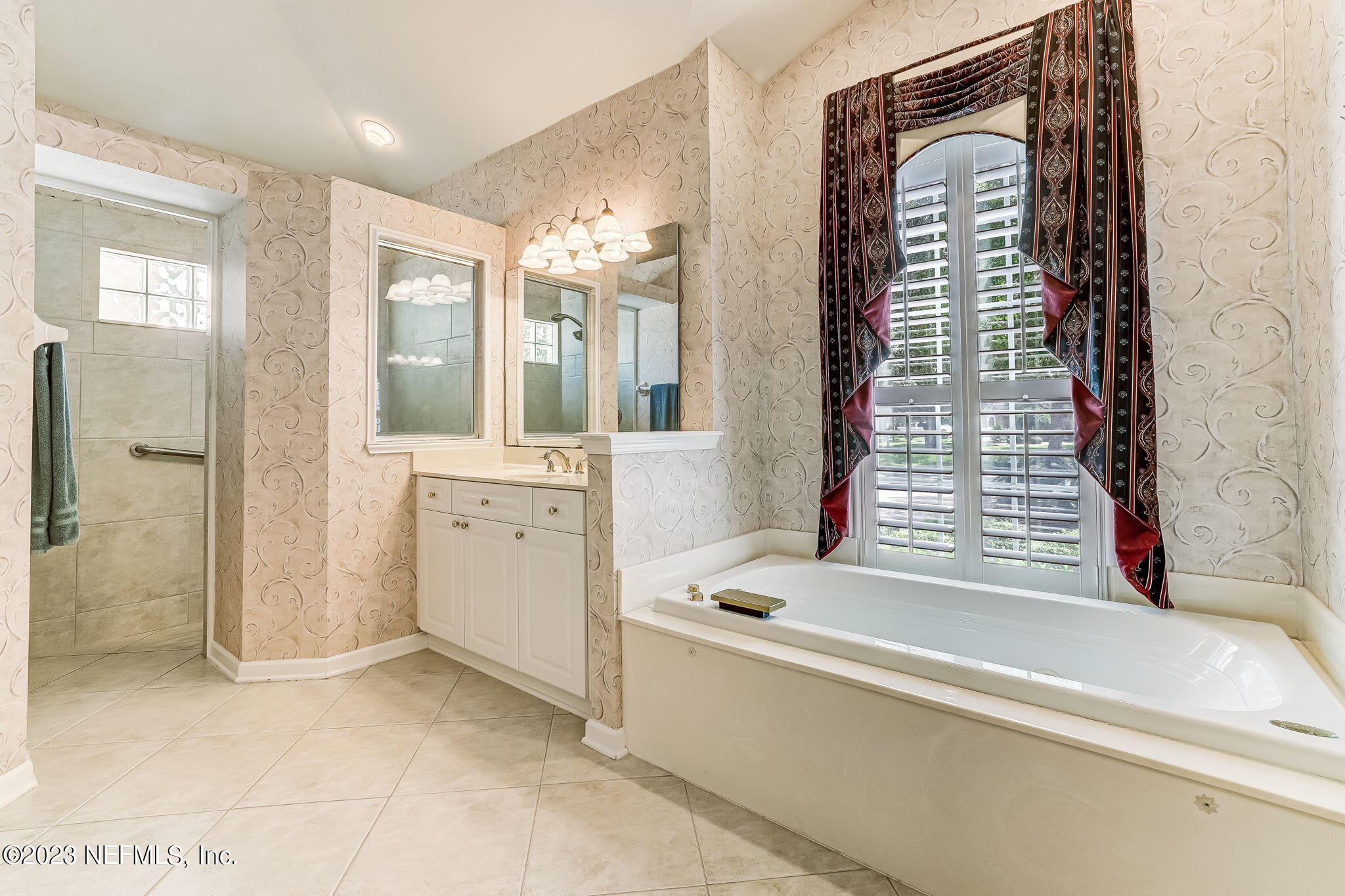 261 PINEHURST POINTE Drive