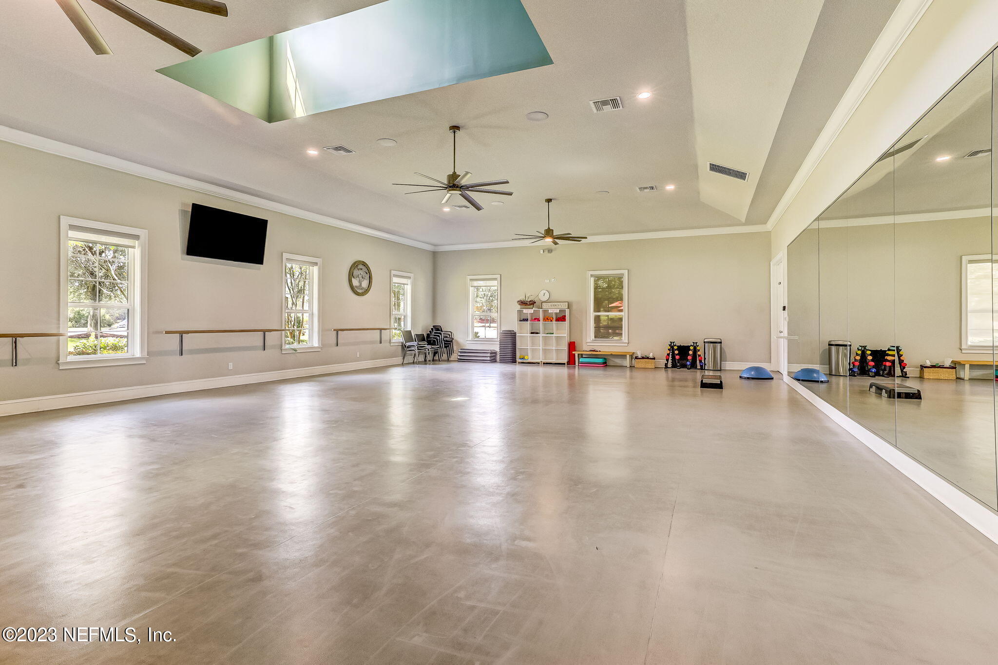 261 PINEHURST POINTE Drive