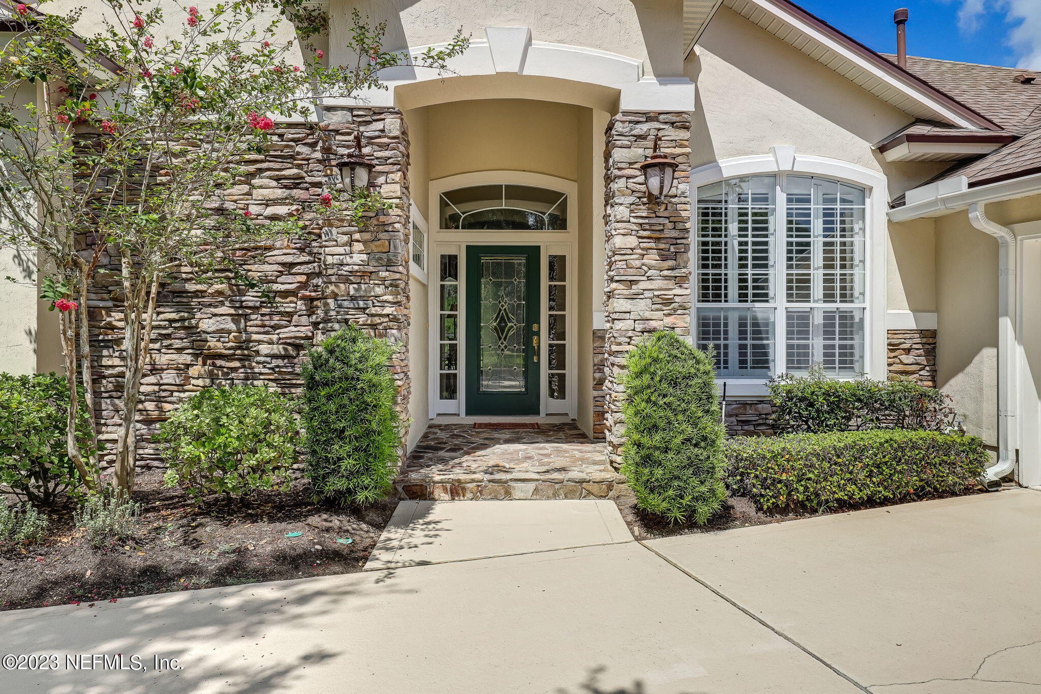 261 PINEHURST POINTE Drive