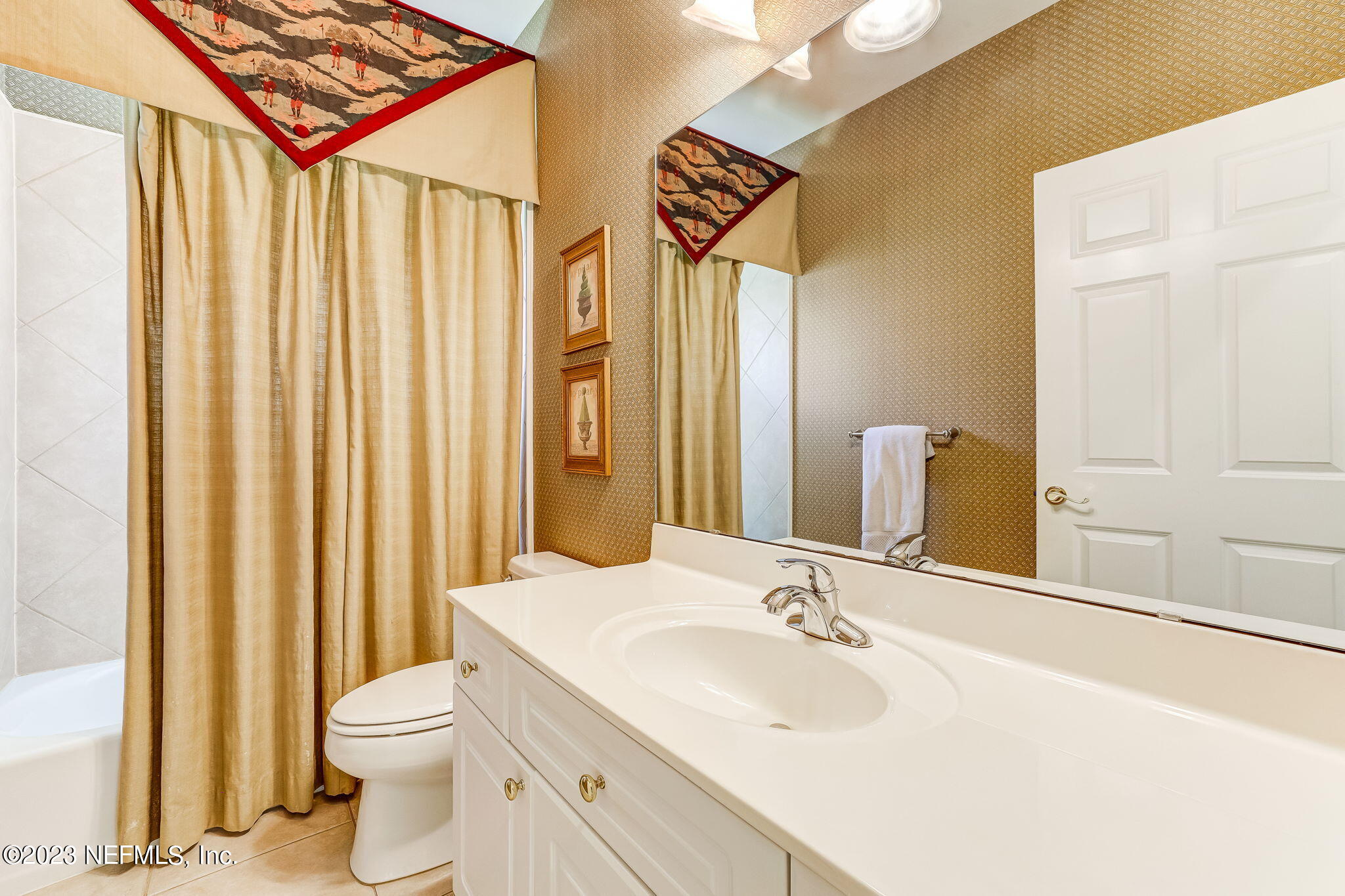 261 PINEHURST POINTE Drive