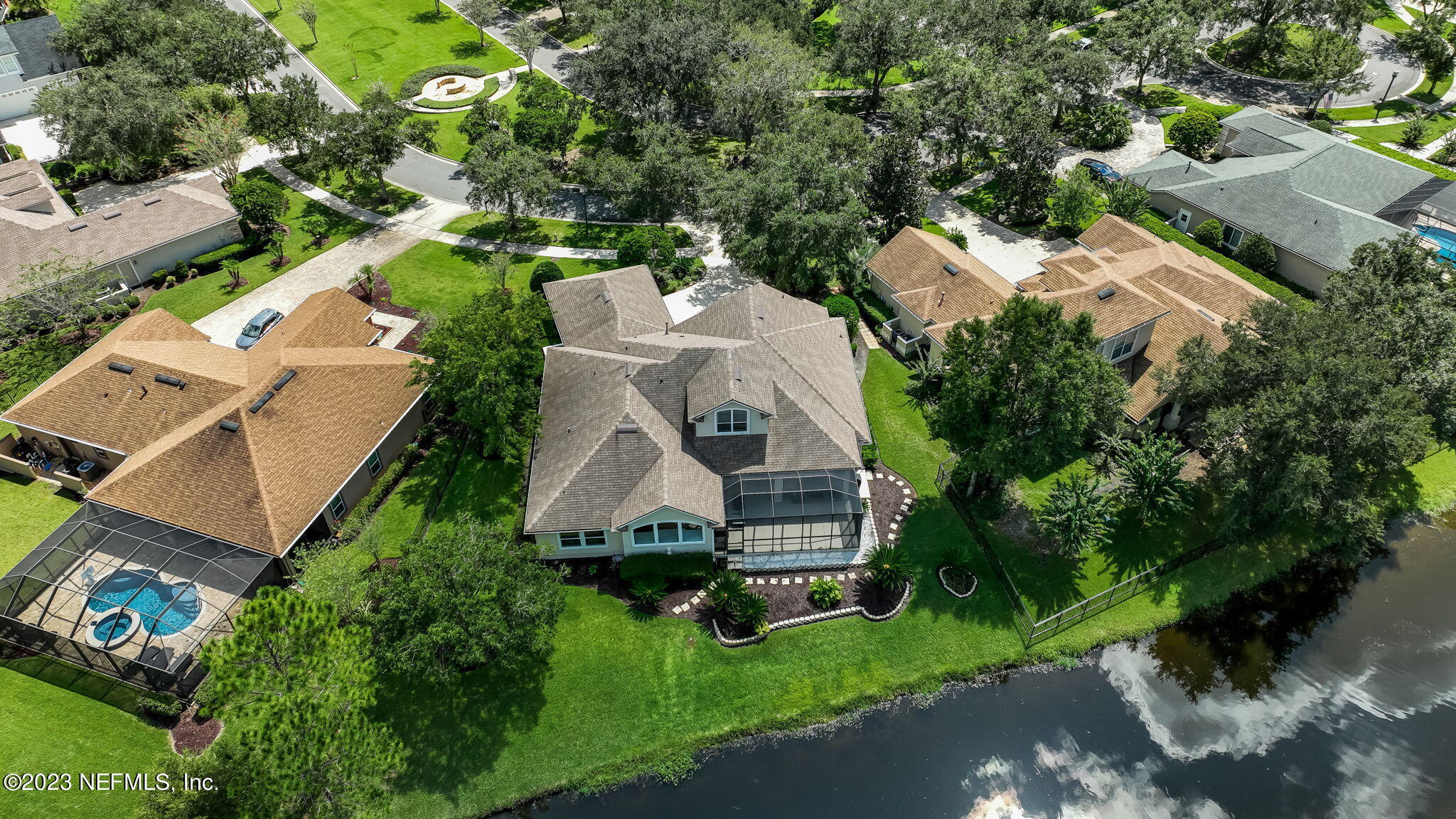 261 PINEHURST POINTE Drive