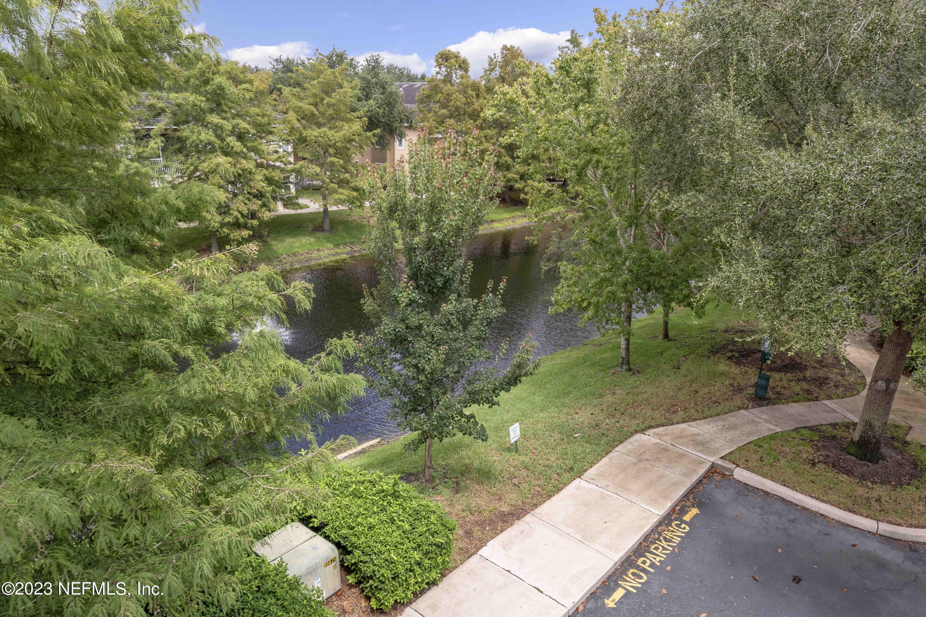 10075 GATE Parkway N, 903