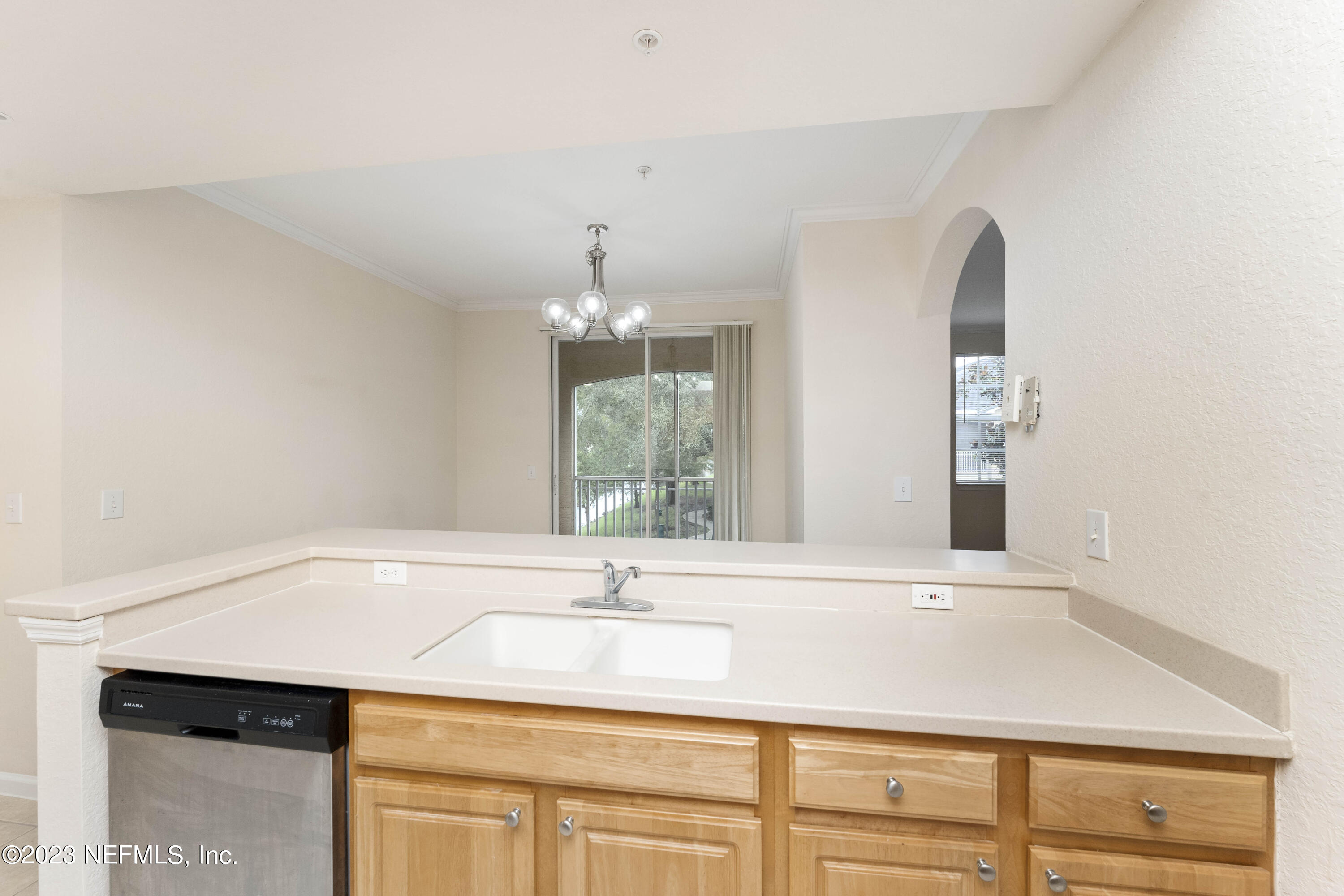 10075 GATE Parkway N, 903