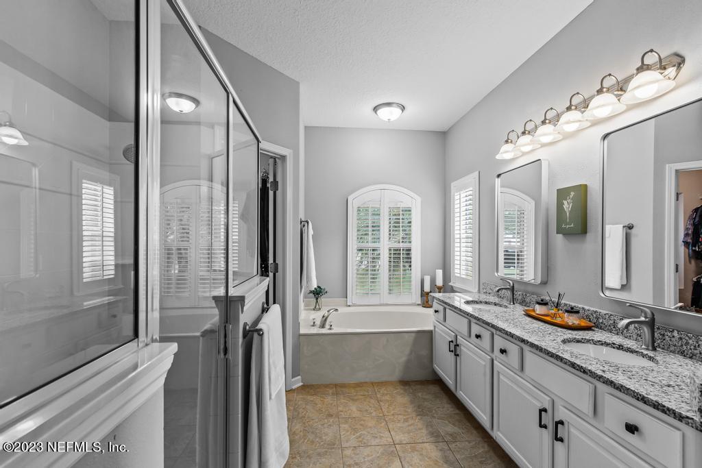 909 INDIAN RIVER Road