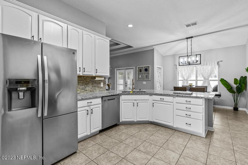 909 INDIAN RIVER Road