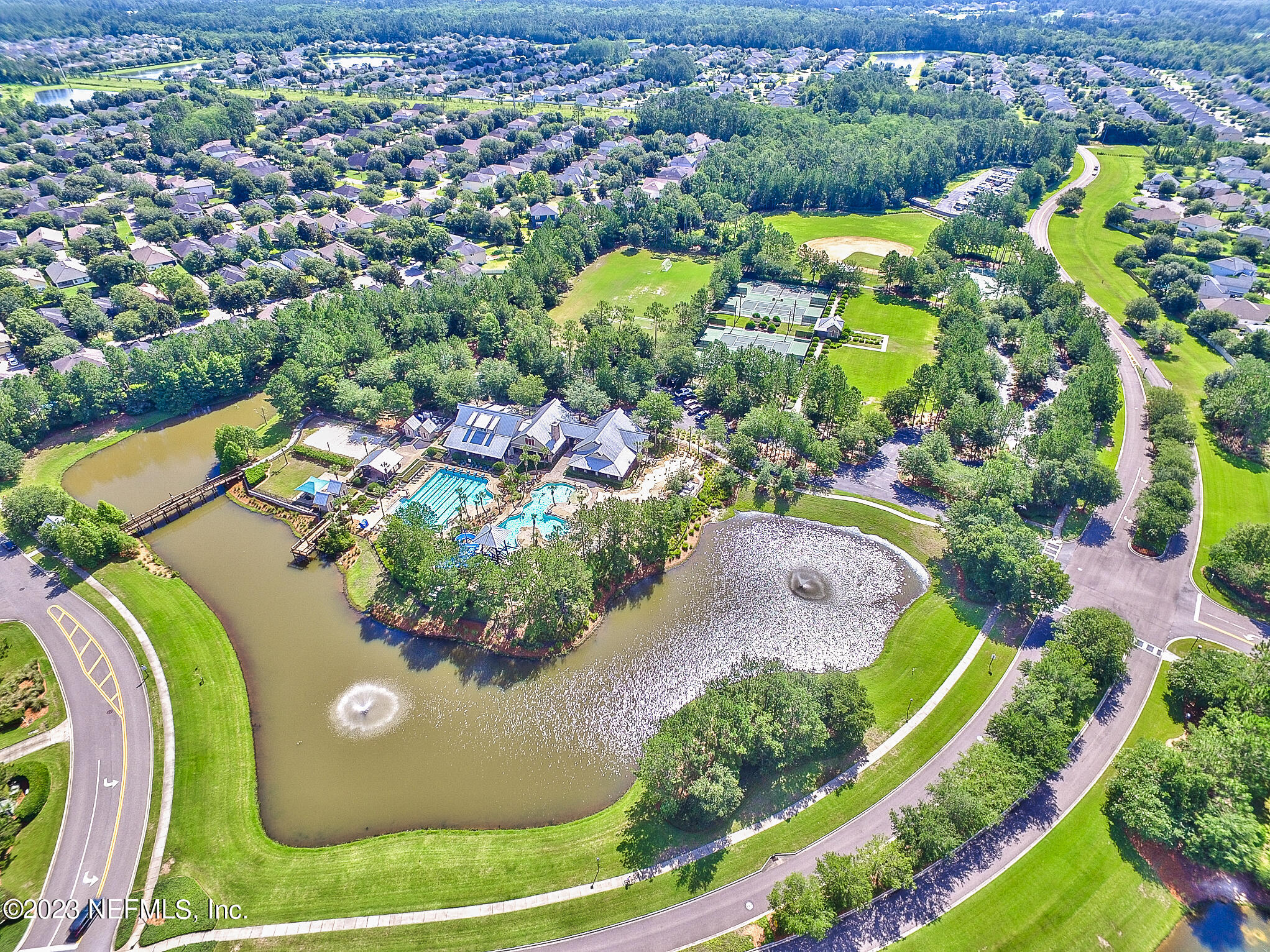 909 INDIAN RIVER Road