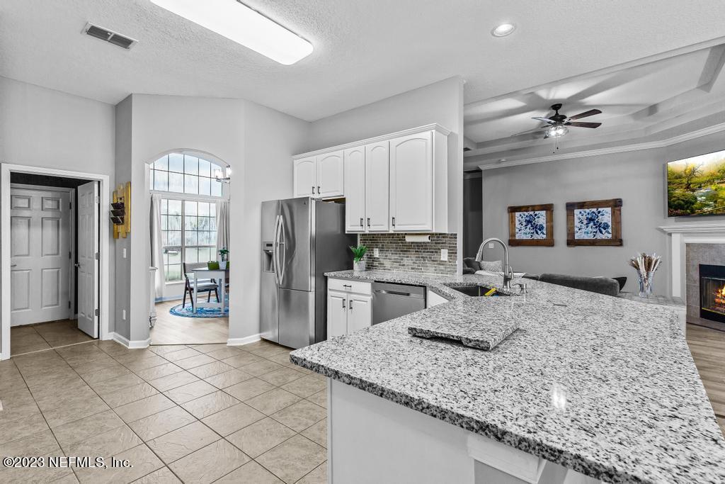 909 INDIAN RIVER Road