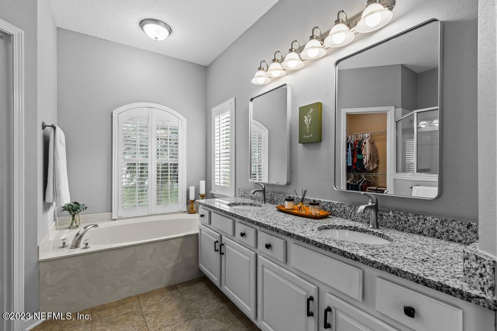 909 INDIAN RIVER Road