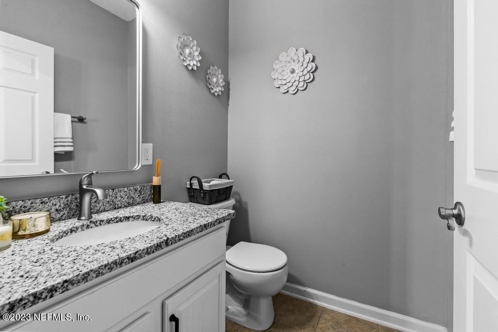 909 INDIAN RIVER Road