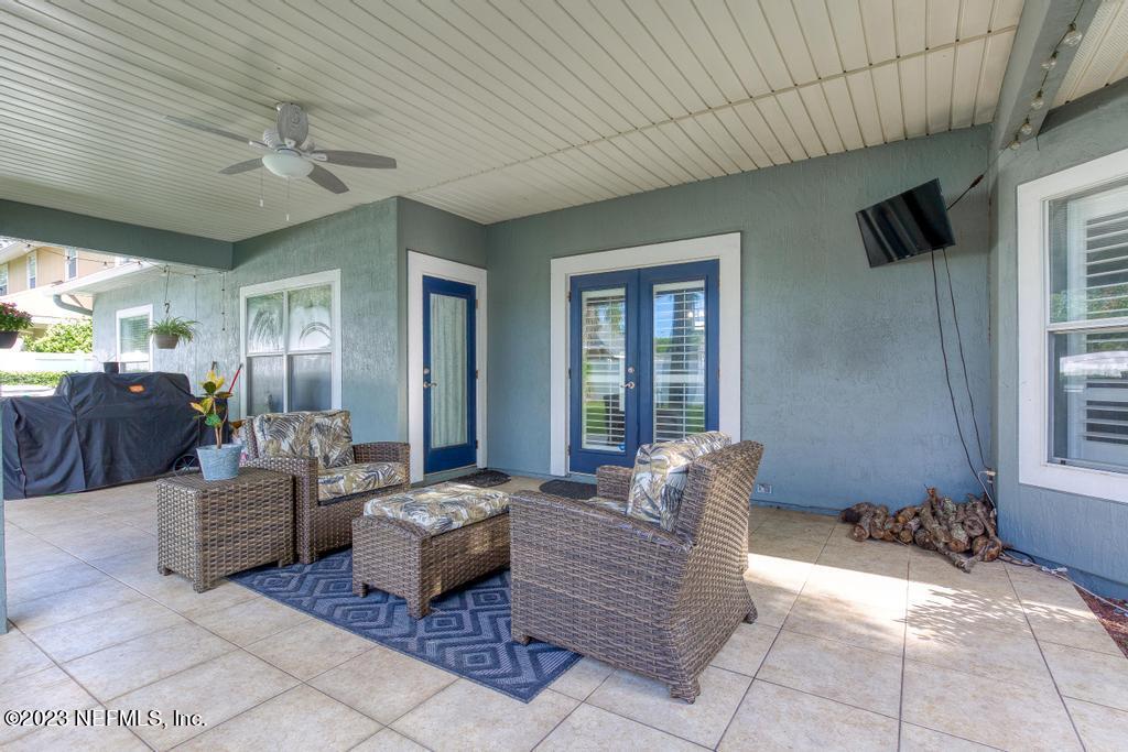 909 INDIAN RIVER Road