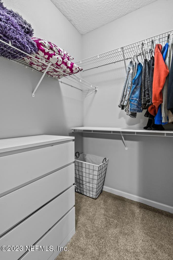 909 INDIAN RIVER Road