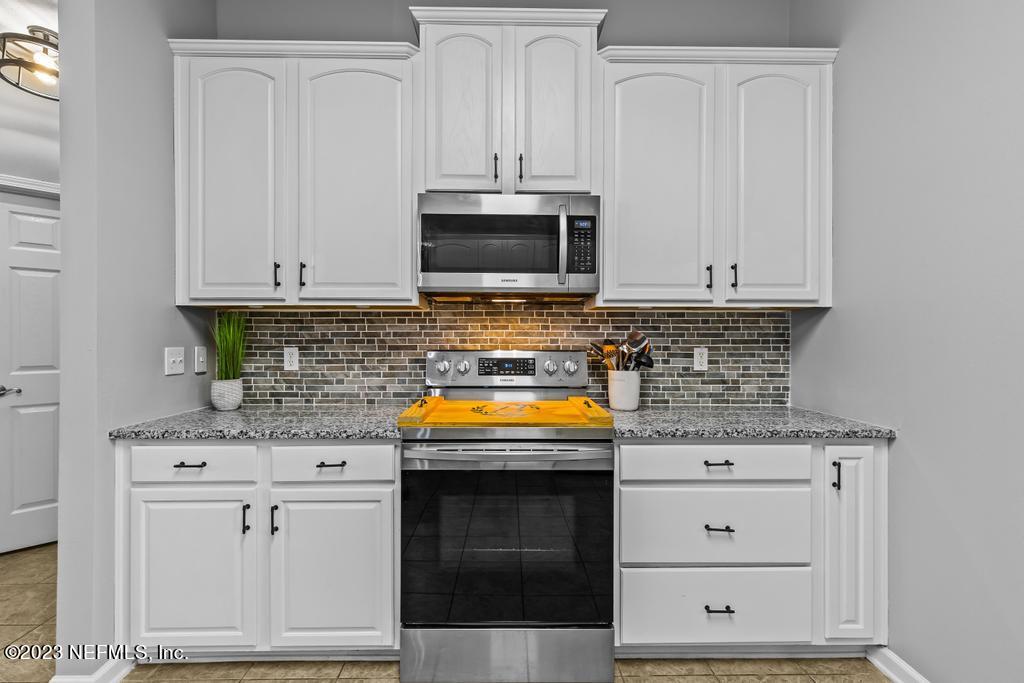 909 INDIAN RIVER Road