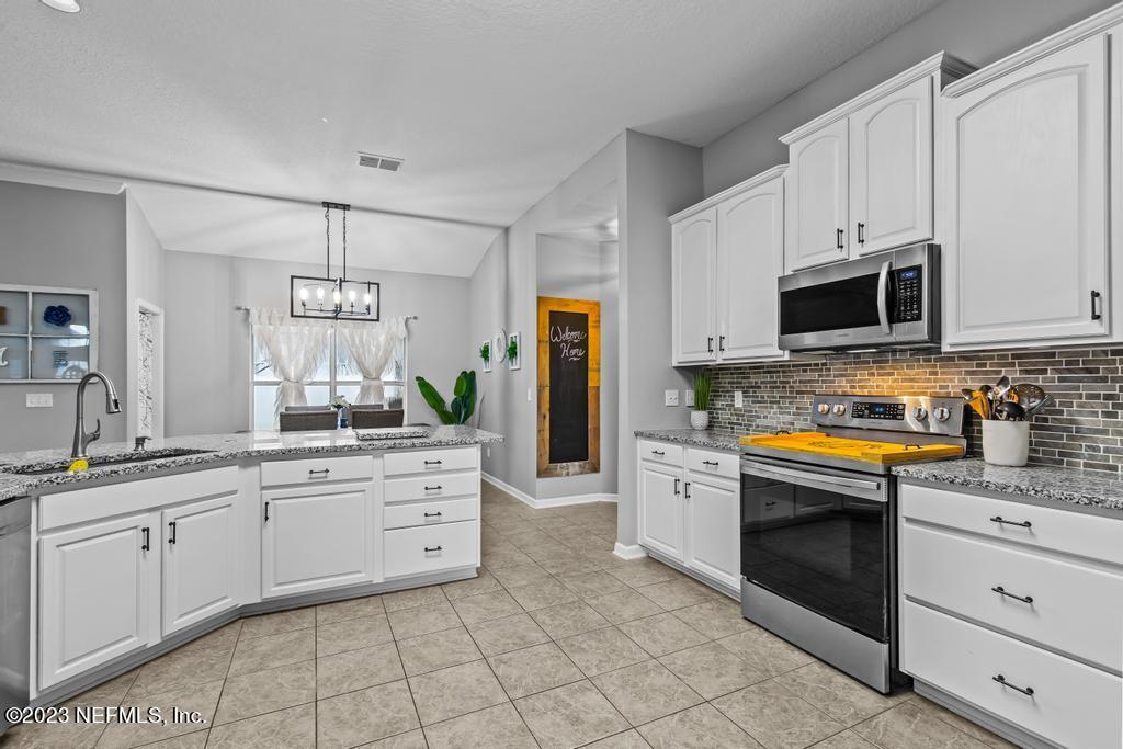 909 INDIAN RIVER Road