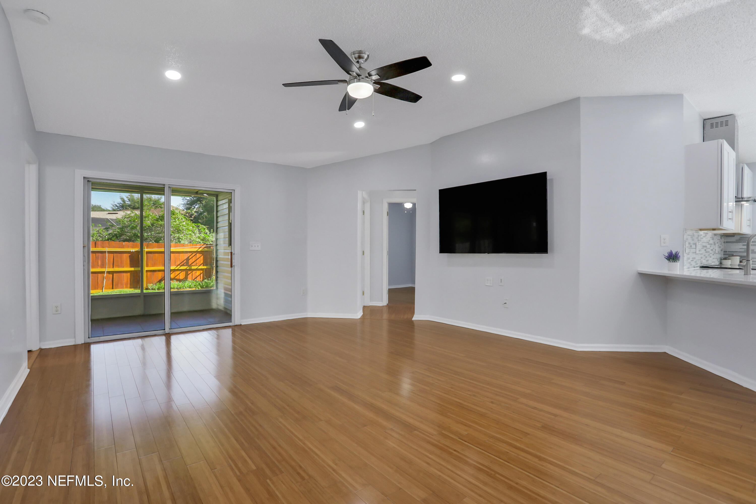 14445 WOODFIELD Circle S