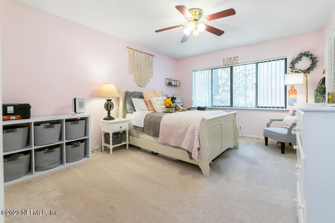 10411 BIG TREE Circle W