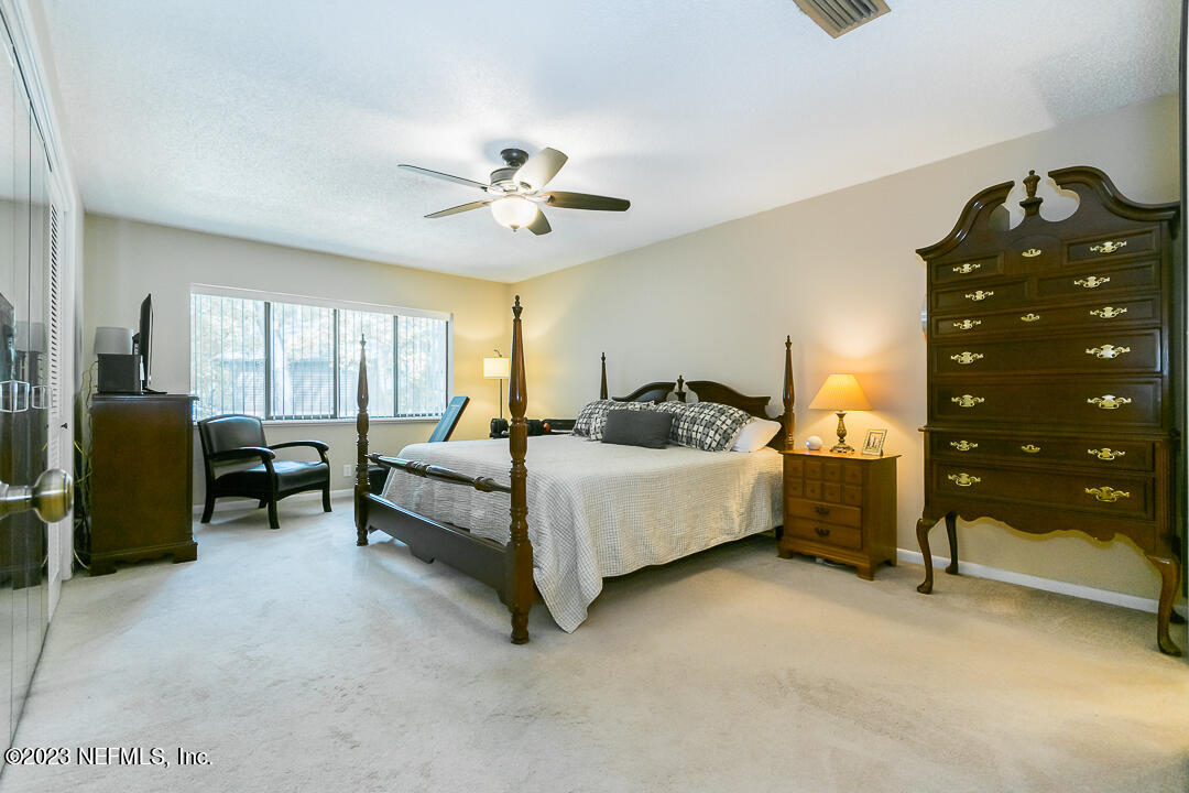 10411 BIG TREE Circle W