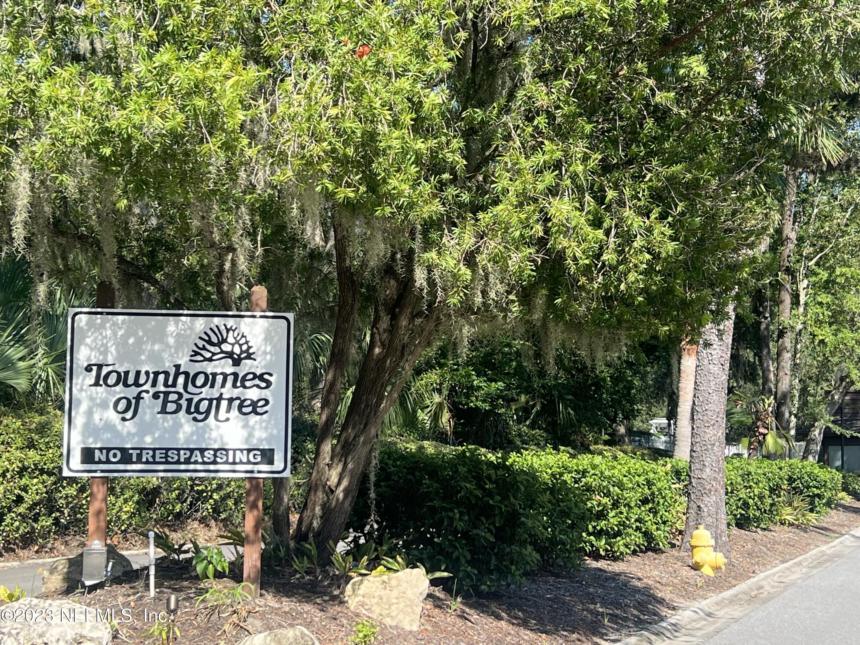 10411 BIG TREE Circle W