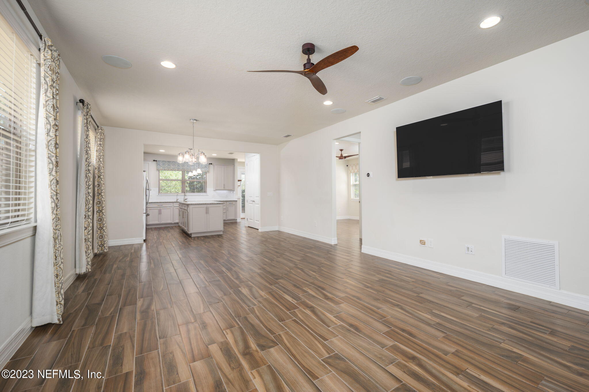 128 COVERED CREEK Drive