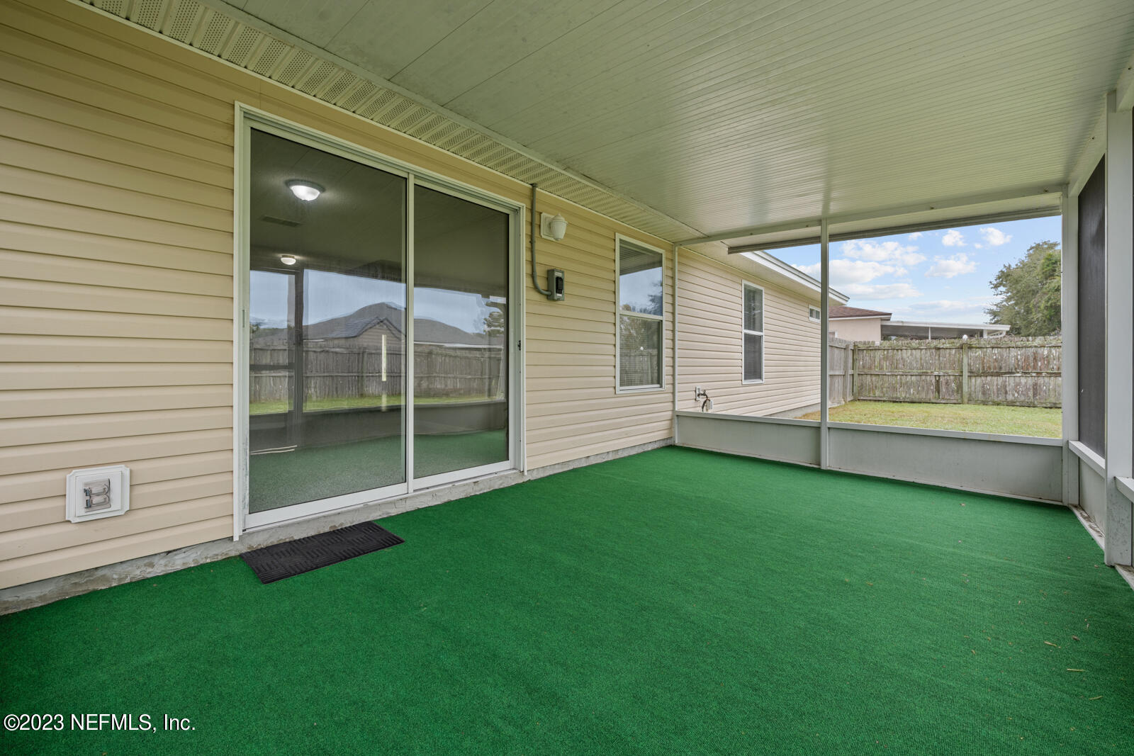 2134 WILLESDON Drive W