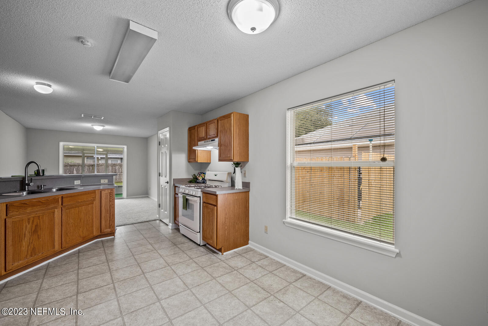 2134 WILLESDON Drive W